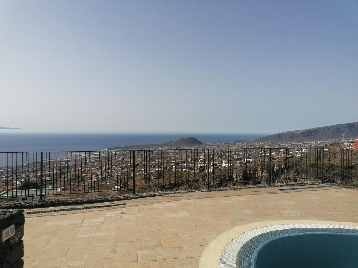 Villa “La Florida” - Wonderful Views - Pool - Wifi Candelaria Extérieur photo